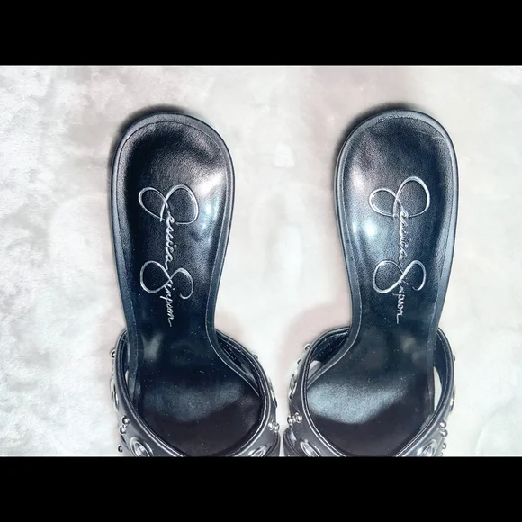 *SOLD* Jessica Simpson Grommet/Studded Black Qemette Heels - Picture 4 of 5